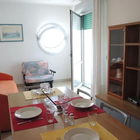 Modern Flat Close To The * Bibione