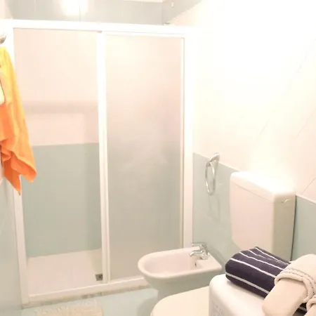 Modern Flat Close To The 아파트 *