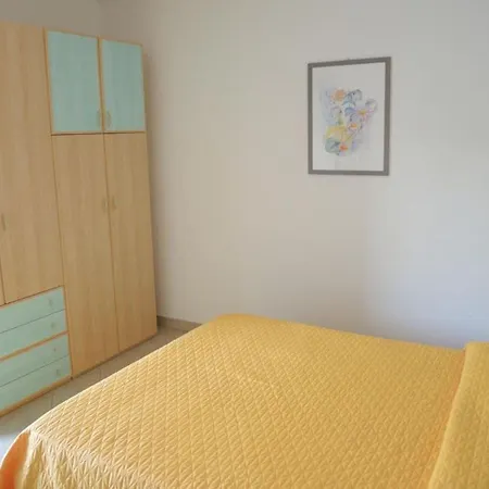 Modern Flat Close To The Lägenhet Bibione