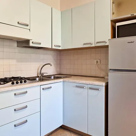 Modern Flat Close To The Apartment *