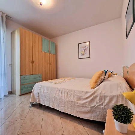 شقة Modern Flat Close To The بيبيوني