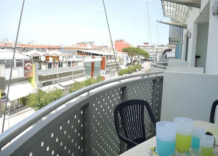 Modern Flat Close To The * Bibione