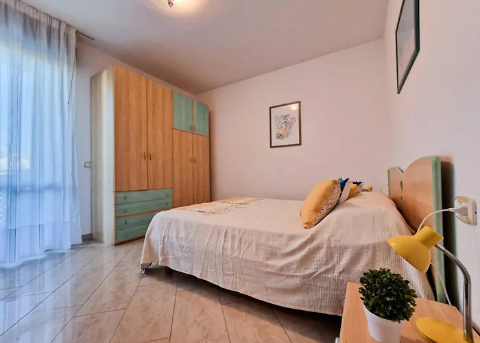 Modern Flat Close To The Lägenhet Bibione